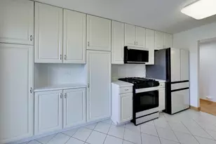 6411 Lincoln Ave, Morton Grove, IL 60053 - Photo 7