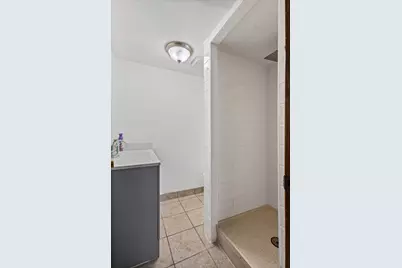 8240 45th Street, Lyons, IL 60534 - Photo 17