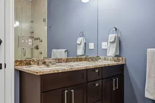 1752 W Erie St, Chicago, IL 60622 - Photo 21