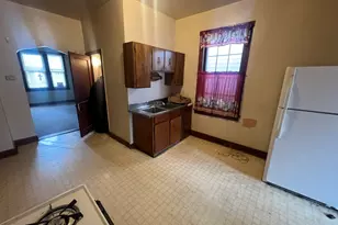 2111 W 50th Pl, Chicago, IL 60609 - Photo 7