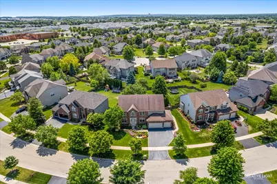 390 Bloomfield Circle E, Oswego, IL 60543 - Photo 43