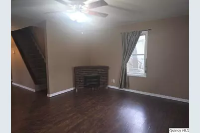 303 N Washington, Carthage, IL 62321 - Photo 9