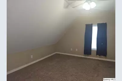 303 N Washington, Carthage, IL 62321 - Photo 19