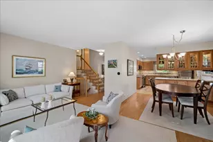 465 Princeton Ln, Deerfield, IL 60015 - Photo 7