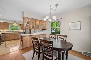 465 Princeton Ln, Deerfield, IL 60015 - Photo 9