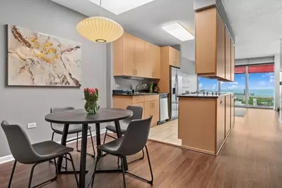 800 Elgin Road #PH19, Evanston, IL 60201 - Photo 5