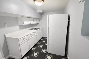 6733 S Maplewood Ave, Chicago, IL 60629 - Photo 25