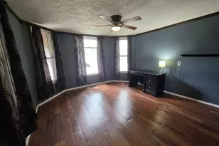 919 E Johnson St, Clifton, IL 61727 - Photo 3