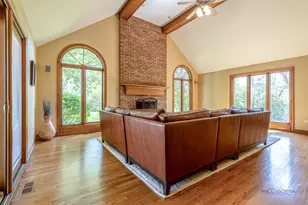 3944 Lakeview Ct, Long Grove, IL 60047 - Photo 19