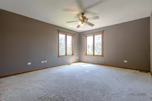 3944 Lakeview Ct, Long Grove, IL 60047 - Photo 33