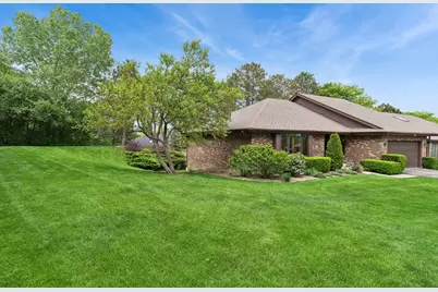 707 Chelsey Court #707, Gurnee, IL 60031 - Photo 3