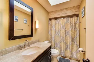 11515 Burr Oak Ln, Burr Ridge, IL 60527 - Photo 35