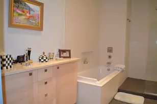 540 N Lake Shore Dr, Chicago, IL 60611 - Photo 17
