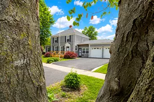 831 E 5th St, Centralia, IL 62801 - Photo 9