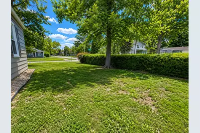 831 E 5th Street, Centralia, IL 62801 - Photo 15
