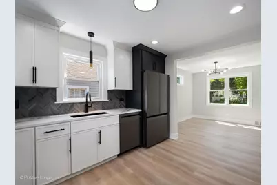 3836 W 110th Place, Chicago, IL 60655 - Photo 11