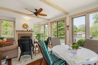 1021 N Sheridan Road, Waukegan, IL 60085 - Photo 9