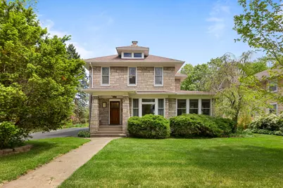 1021 N Sheridan Road, Waukegan, IL 60085 - Photo 1