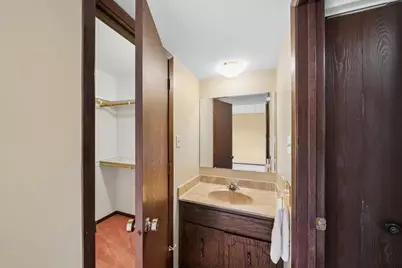 525 Cumnor Road #204, Westmont, IL 60559 - Photo 15