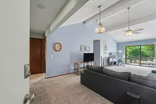 2155 Harbor Town Cir, Champaign, IL 61821 - Photo 5