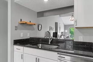 2155 Harbor Town Cir, Champaign, IL 61821 - Photo 13