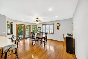 8127 Abbey Rd, Tinley Park, IL 60477 - Photo 7