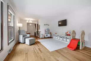 1605 Mayflower Dr, Dekalb, IL 60115 - Photo 5