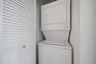 123 S Green St, Chicago, IL 60607 - Photo 17