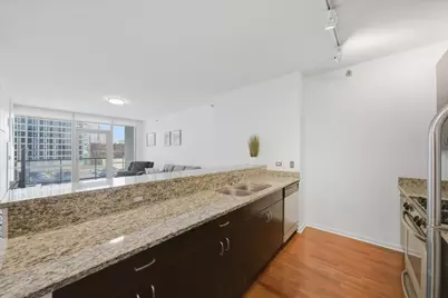 123 S Green Street #702B, Chicago, IL 60607 - Photo 3