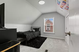 1012 Leith Ave, Waukegan, IL 60085 - Photo 15