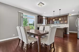 12807 Timber Wood Cir, Plainfield, IL 60585 - Photo 11