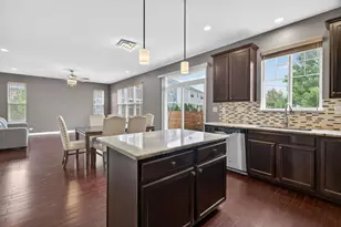 12807 Timber Wood Cir, Plainfield, IL 60585 - Photo 5