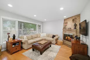 1242 Arbor Ave, Highland Park, IL 60035 - Photo 3