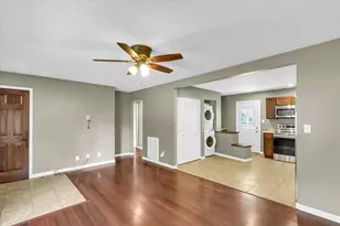 1313 Glendale Dr, Champaign, IL 61821 - Photo 3