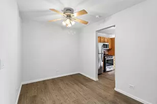 1102 Woodbury Ln, Wheeling, IL 60090 - Photo 13