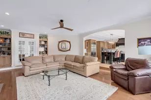 325 Ruby St, Clarendon Hills, IL 60514 - Photo 17