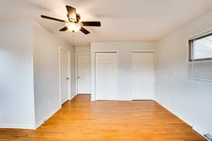 714 Sexton St, Aurora, IL 60505 - Photo 13