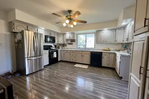 312 S Washington St, Sheffield, IL 61361 - Photo 5