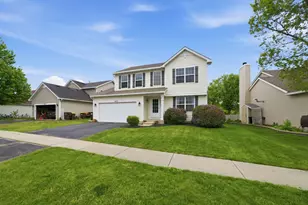 2432 Waterleaf Ln, Woodstock, IL 60098 - Photo 3