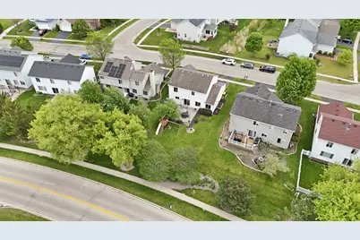 2432 Waterleaf Lane, Woodstock, IL 60098 - Photo 39