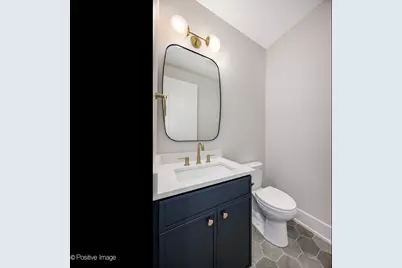 1303 W Barry Avenue, Chicago, IL 60657 - Photo 29