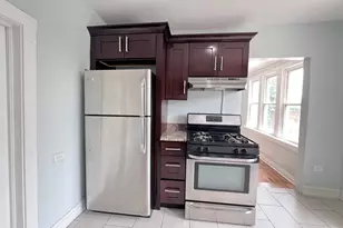 8856 S Lowe Ave, Chicago, IL 60620 - Photo 9