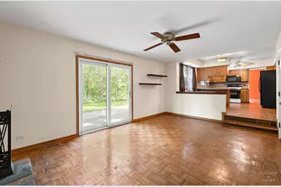 9517 Ballard Road, Crystal Lake, IL 60014 - Photo 19