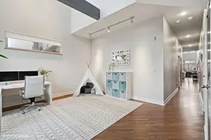 1739 N Clybourn Ave, Chicago, IL 60614 - Photo 9
