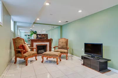 9055 S Luella Avenue, Chicago, IL 60617 - Photo 23