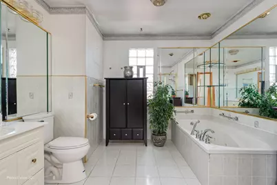 9055 S Luella Avenue, Chicago, IL 60617 - Photo 15