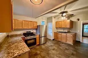 610 W Union St, Champaign, IL 61820 - Photo 9