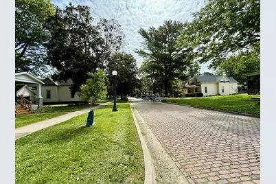 610 W Union Street, Champaign, IL 61820 - Photo 25
