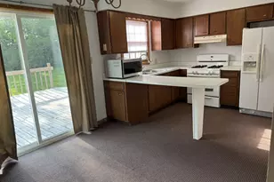 2006 Pine St, Peru, IL 61354 - Photo 7