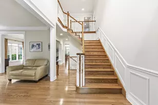 103 N Kennicott Ave, Arlington Heights, IL 60005 - Photo 3